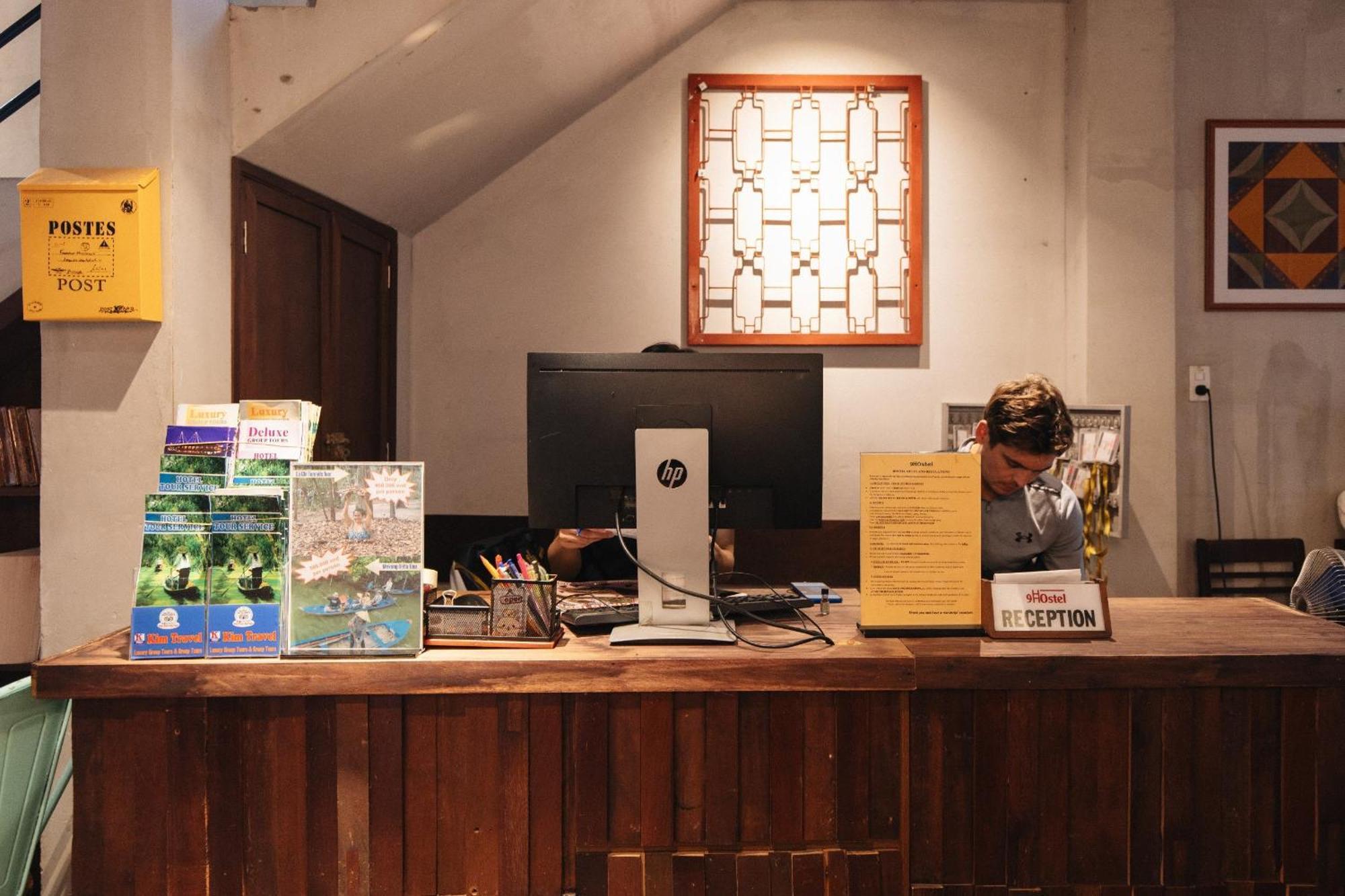 9 Hostel And Bar Thành Pho Ho Chí Minh Esterno foto