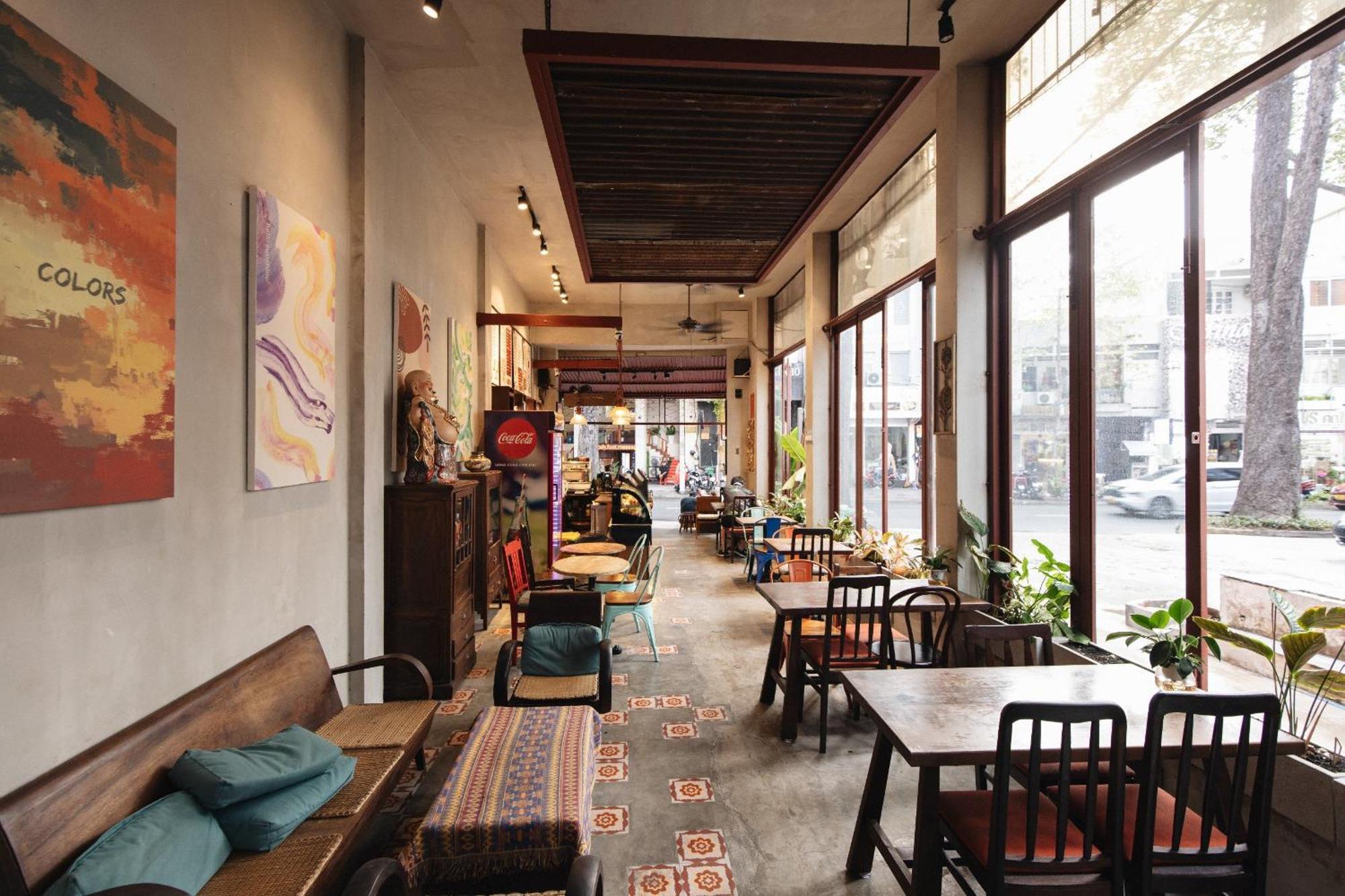 9 Hostel And Bar Thành Pho Ho Chí Minh Esterno foto